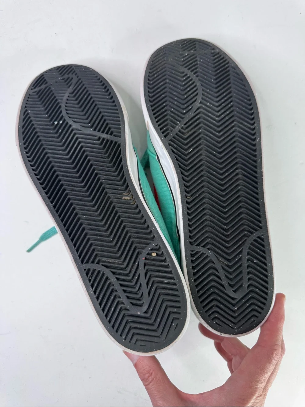 Stefan Janoski Nike Teal Canvas skateboarding Sneakers with Red Swoosh size 8.5